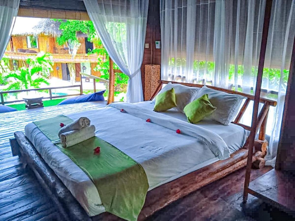 Gading Tree House Vila Batununggul Exterior foto