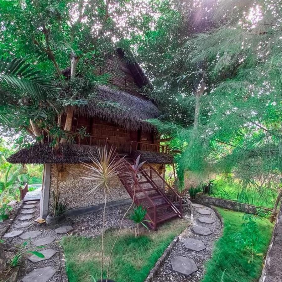 Gading Tree House Vila Batununggul Exterior foto