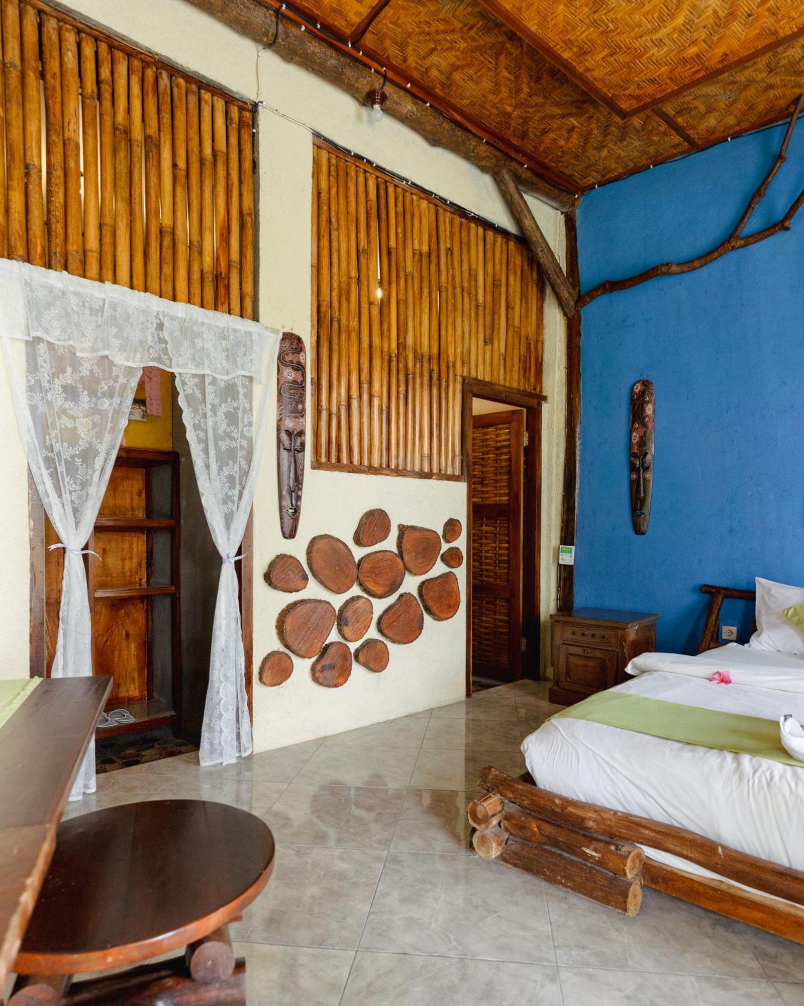 Gading Tree House Vila Batununggul Exterior foto